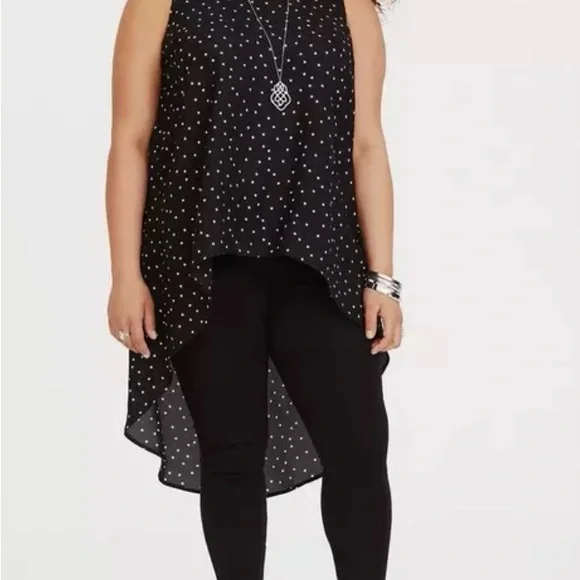 Torrid Black Star Print Sleeveless Top - Picture 1 of 6